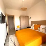 Maison De Village En Granite *