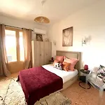 Maison De Village En Granite 度假居 *