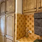 Maison De Village En Granite * 维琪奥港
