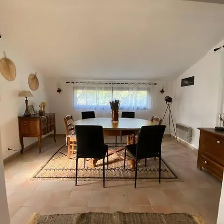 Дом отдыха Maison De Village En Granite *