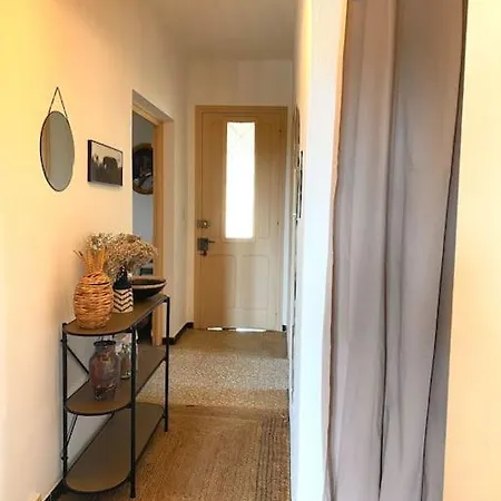 Maison De Village En Granite Порто-Веккьо