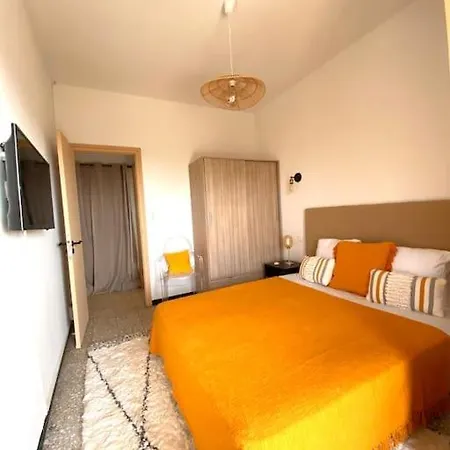 Maison De Village En Granite *