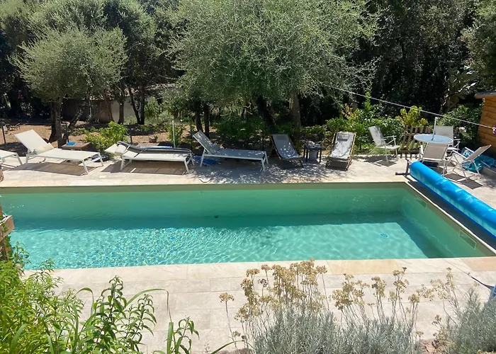 Maison De Village En Granite Порто-Веккьо